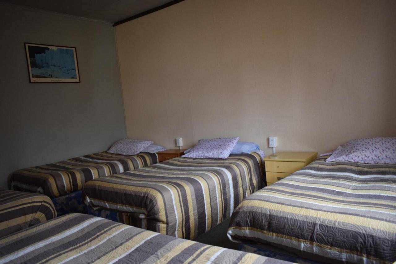 Hostal Torres Del Paine Punta Arenas Exterior photo